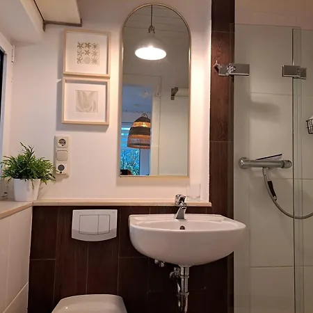 Ankerplatz 2 * オストゼーバート・ディアーハーゲン